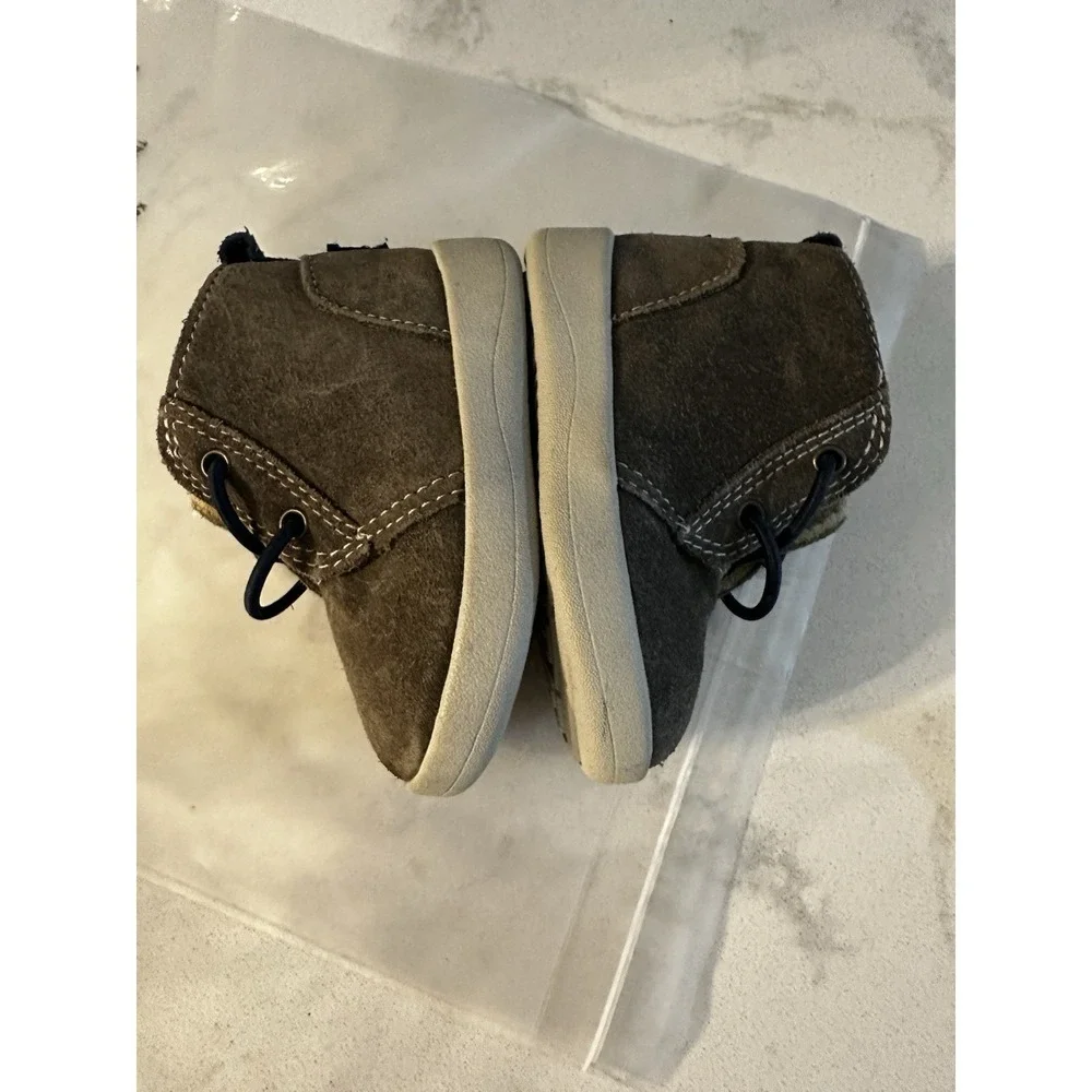 UGG Baby‎ Kristjan Suede Chukka Boots Charcoal Side Zippers Size 02/03 (6-12 M)